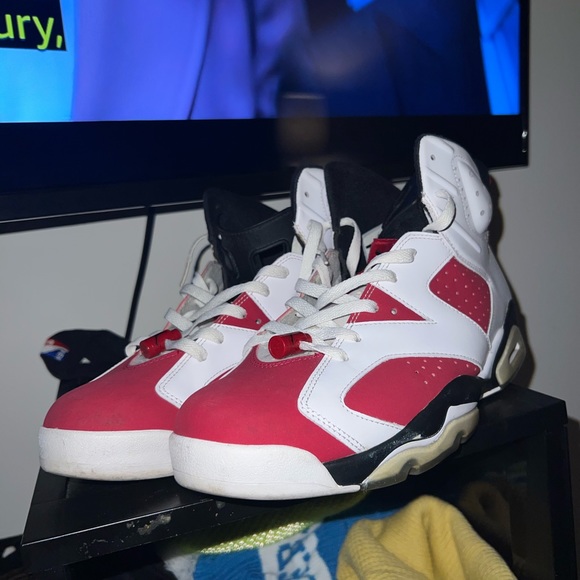 Carmine 6s